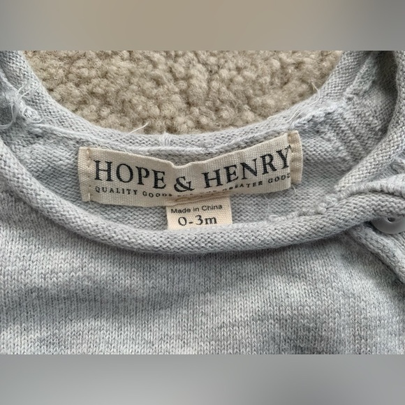 Hope & Henry 0-3 Months Raglan Sweater Romper from Organic Cotton - Picture 3 of 7